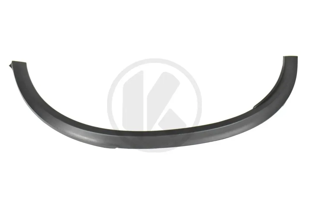 Rear wheel arch trim (RH)